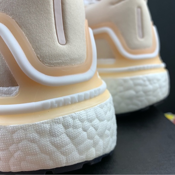 Adidas Ultraboost 20 Parley Tan Size 11 Womens - Picture 12 of 15